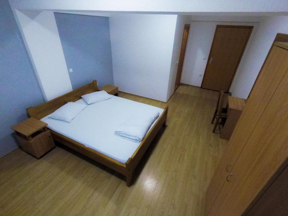 Motel Gas-Petrol Brcko Ngoại thất bức ảnh